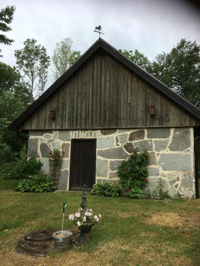 Stenlaengan Lodge Lonsboda Экстерьер фото